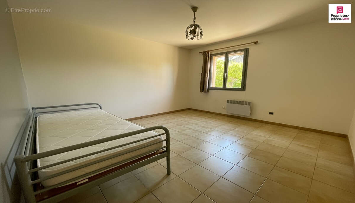 Maison à ESPARRON-DE-VERDON