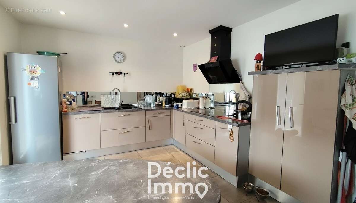 Maison à CHASSENEUIL-SUR-BONNIEURE