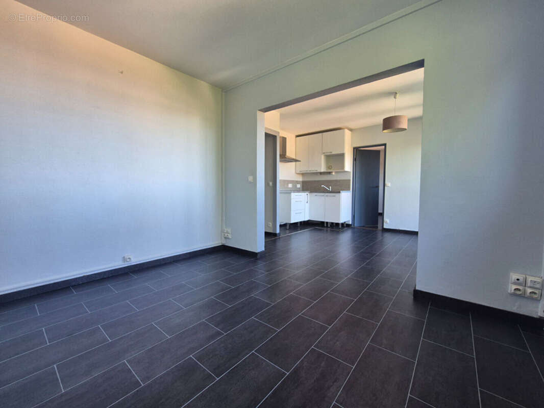 Appartement à BILLERE