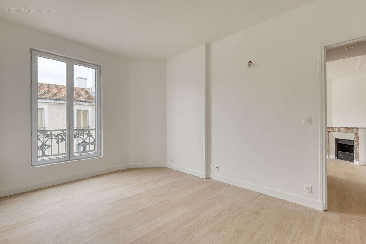 Appartement à IVRY-SUR-SEINE