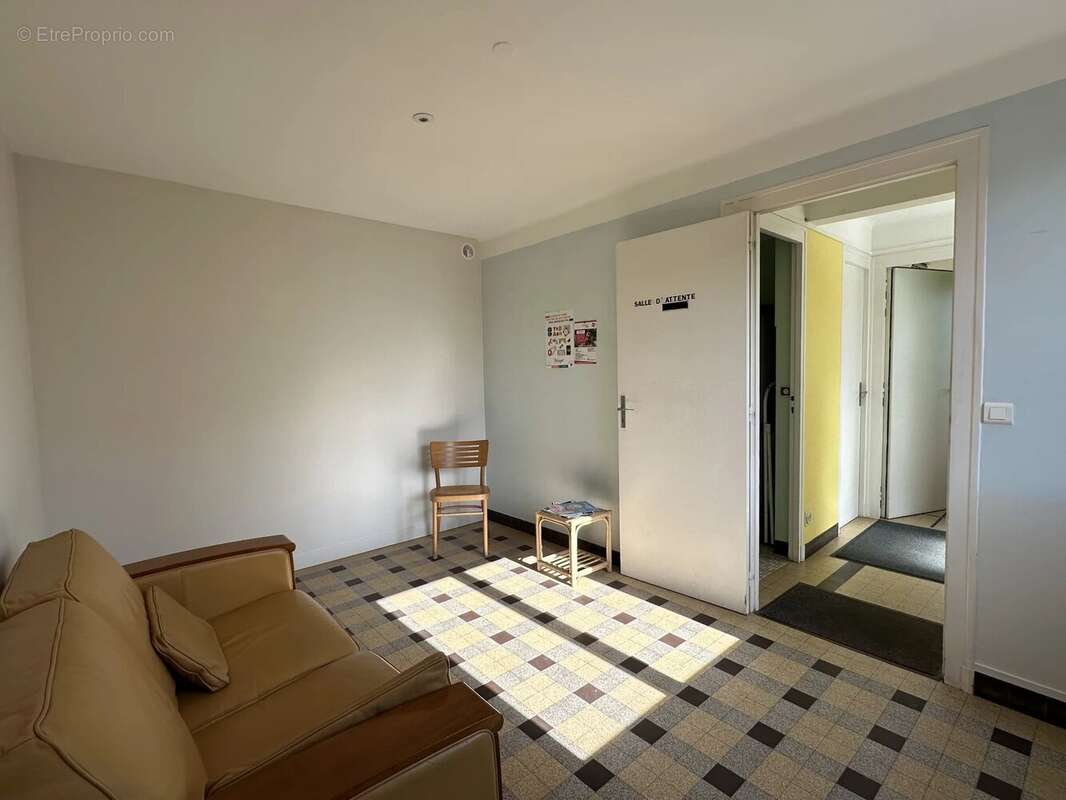 Maison à CHAMPS-SUR-YONNE