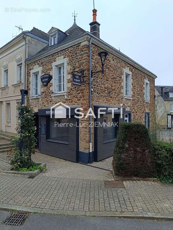 Photo 2 - Commerce à MESLAY-DU-MAINE