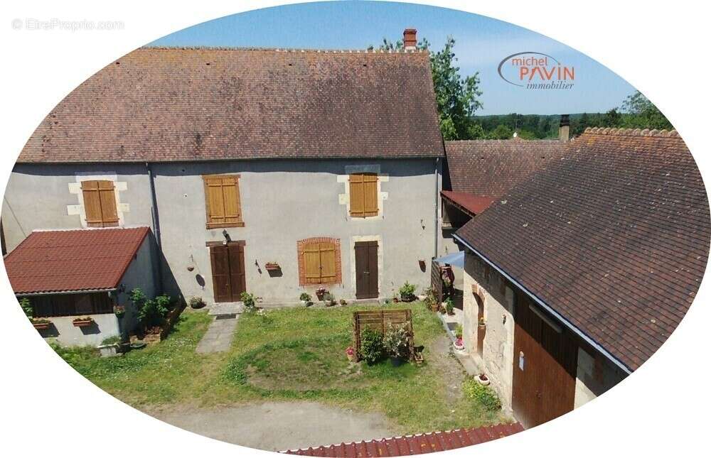 Maison 142 m² à La Guerche-Sur-L'aubois  - photo 3