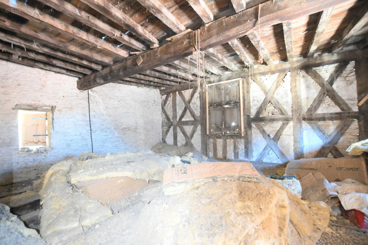 Appartement à NOYERS