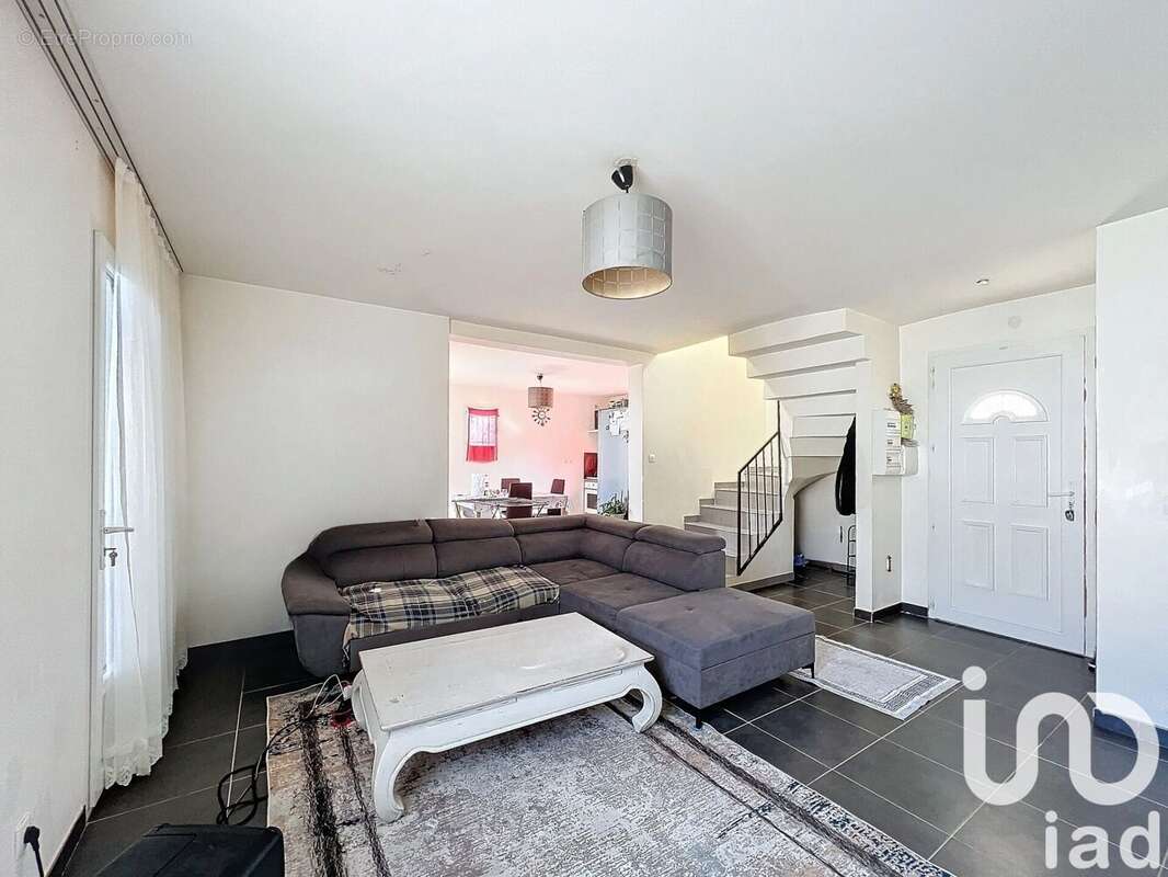 Photo 2 - Appartement à ORAISON