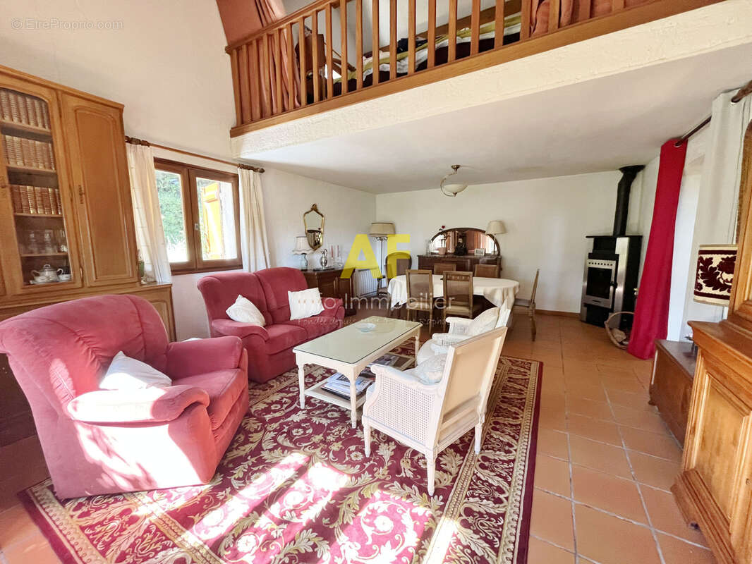 Maison à FREJUS