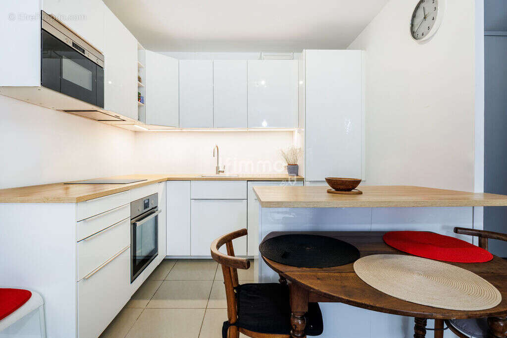 Appartement à MARSEILLE-2E