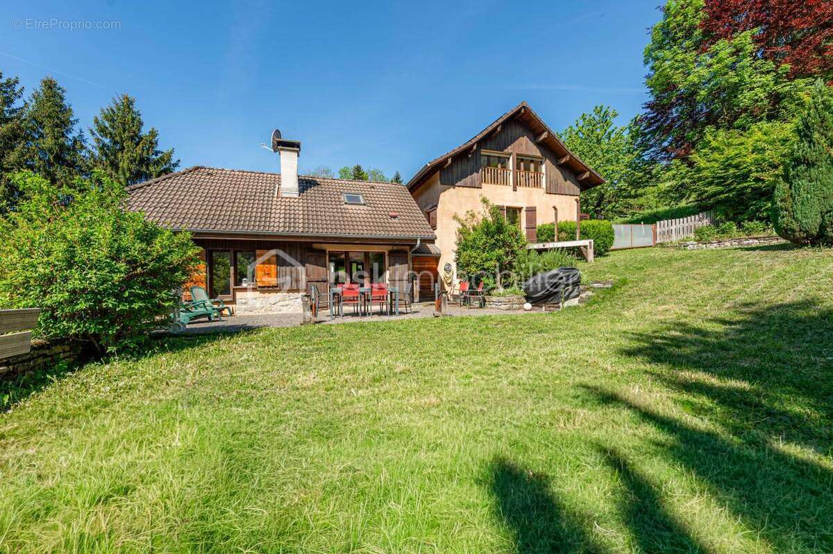 Maison à AYSE
