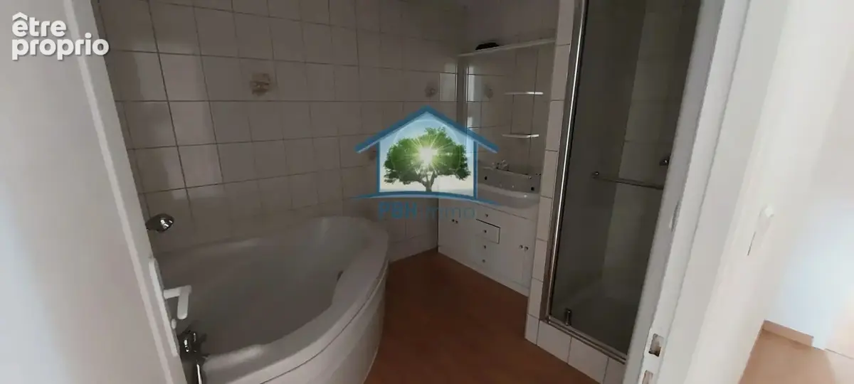 HADIGNY-LES-VERRIERES (88)- Maison 4 pièces 111m2 avec garage sur 2,34 ares. - photo 12