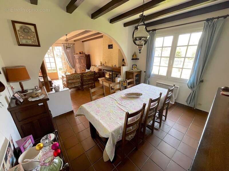 Maison à CAISSARGUES