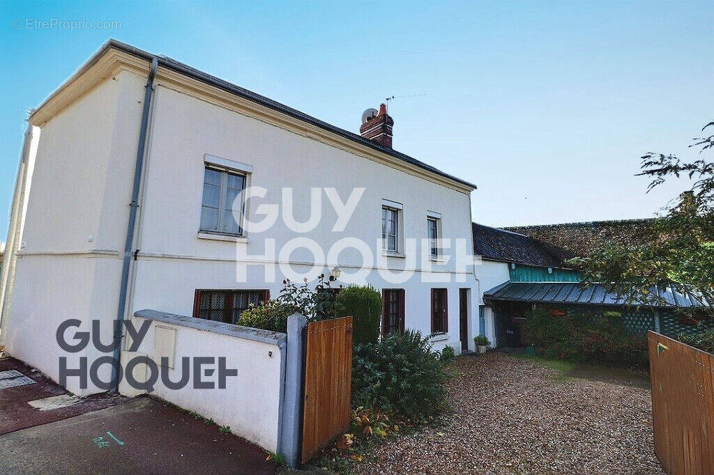 Maison à BEAUMONT-LE-ROGER