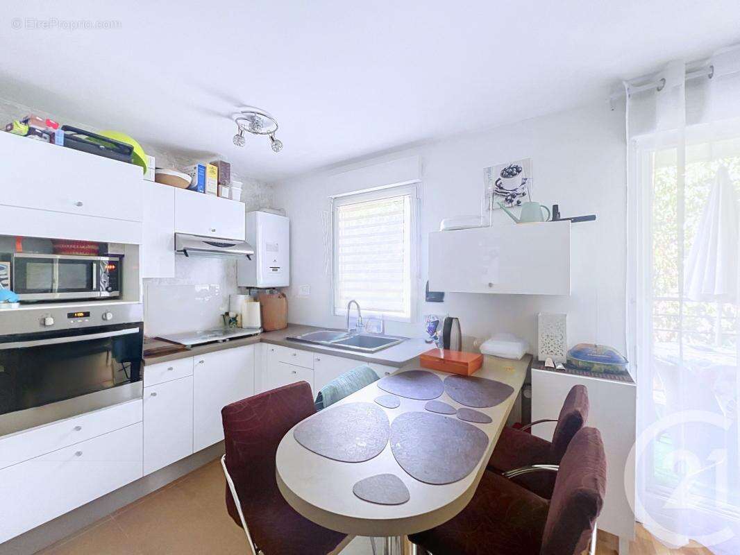 Appartement 65 m² à Choisy-Le-Roi  - photo 6