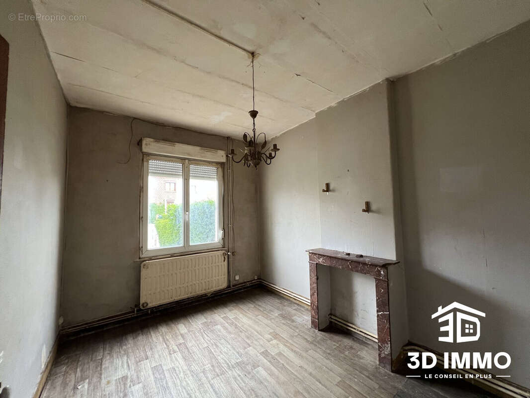 Maison à SAINS-DU-NORD