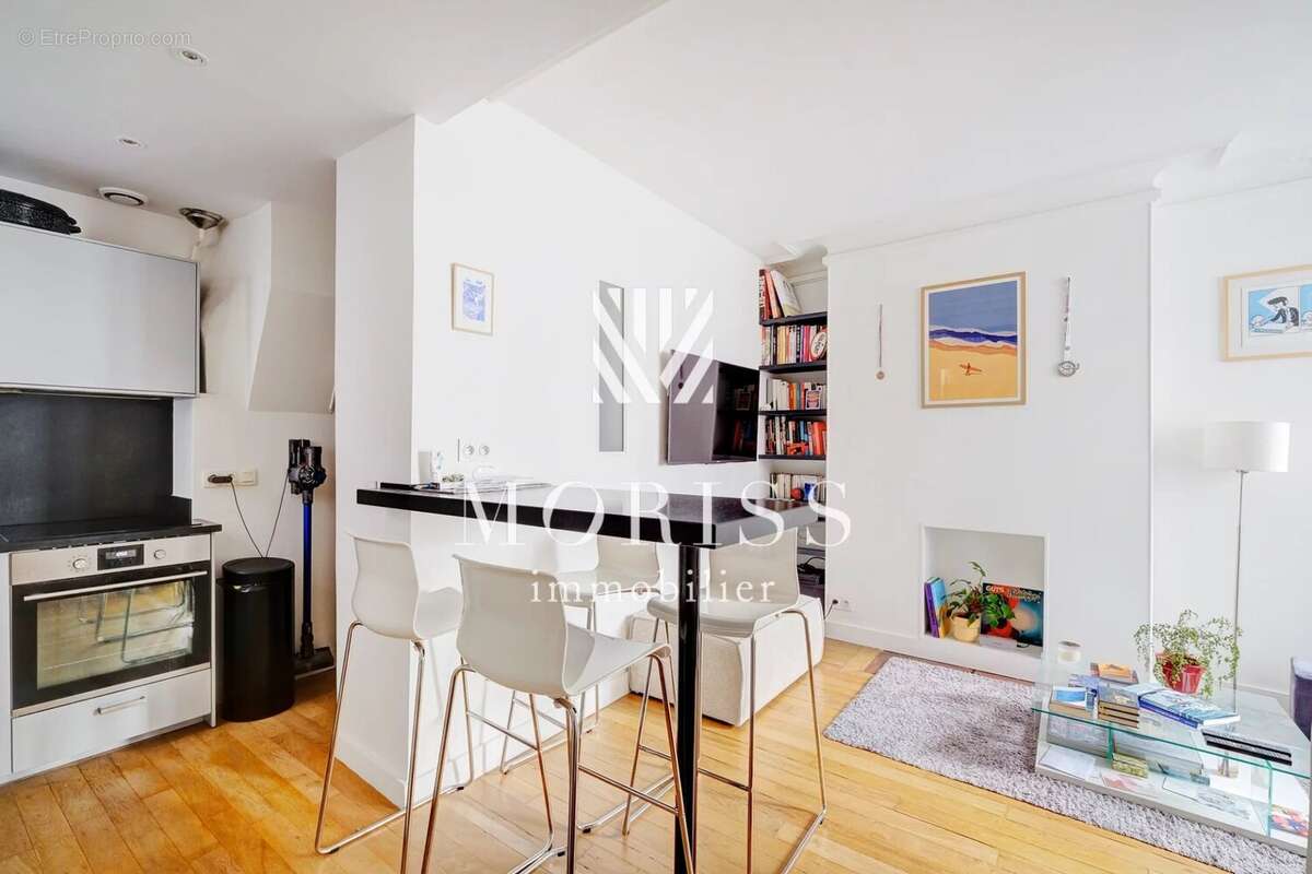 Appartement à PARIS-18E