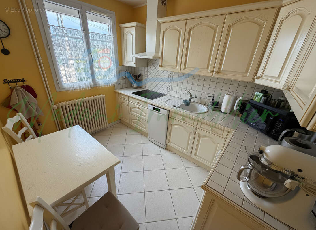 Maison à BONNIERES-SUR-SEINE