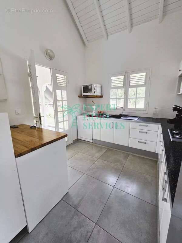 Maison à CAPESTERRE-DE-MARIE-GALANTE