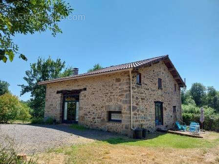 Maison à GENOUILLAC