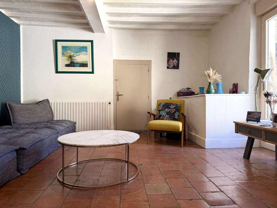 Salon - Maison à COURCEMONT
