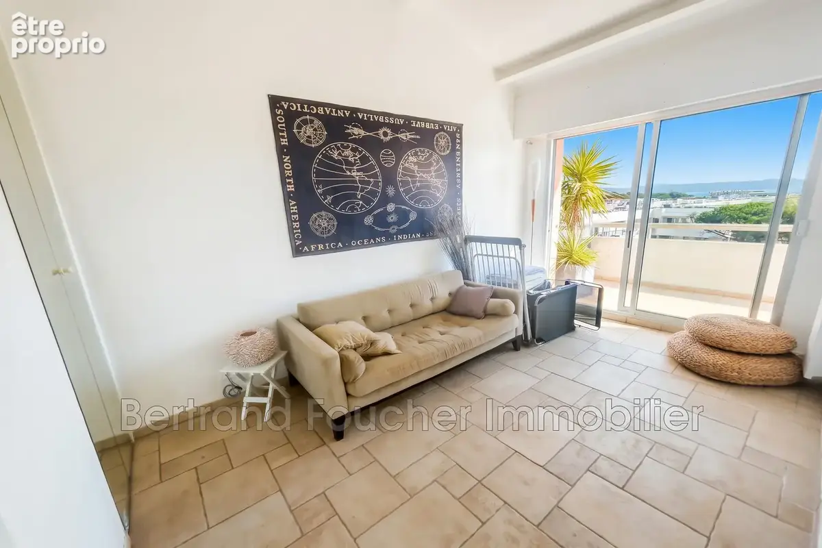 Appartement 4 pièces 61 m² à vendre à Cavalaire-Sur-Mer (83240) - photo 8