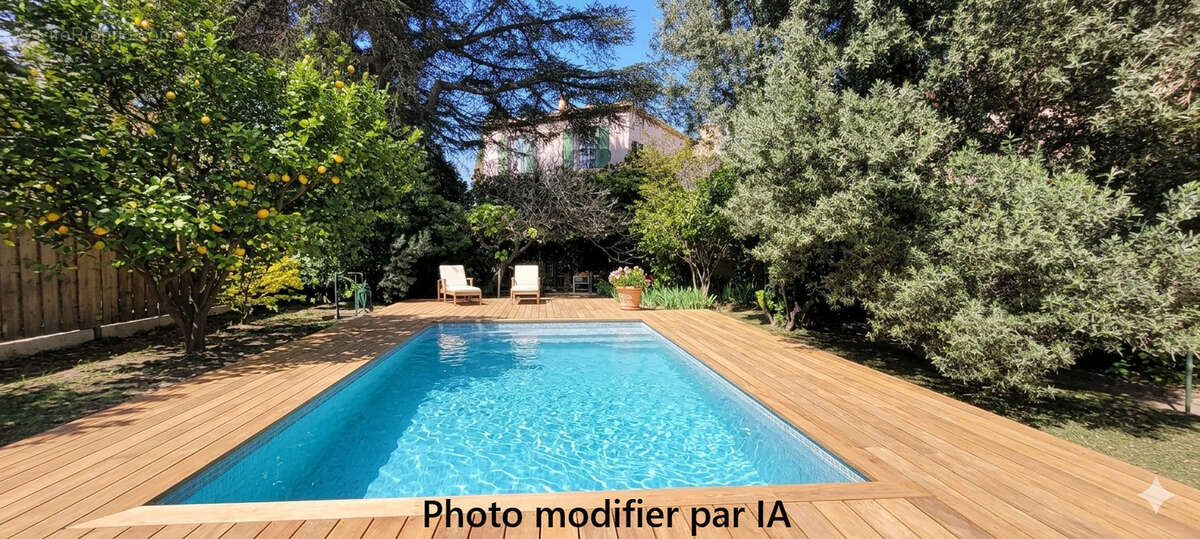 Maison à BORMES-LES-MIMOSAS