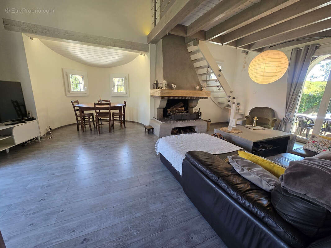 Maison à AIGREFEUILLE-SUR-MAINE