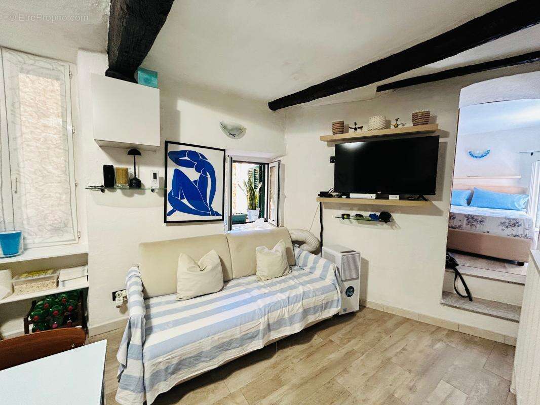 Vieux Menton - Investissement clé en main : 2 pièces meublé, à proximité des plages - photo 5