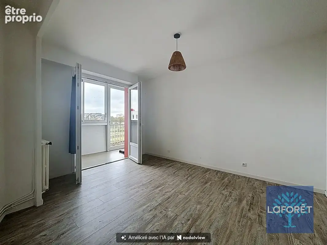 Appartement T4 propre avec double loggia, parking et cave ? Proche gare - photo 5