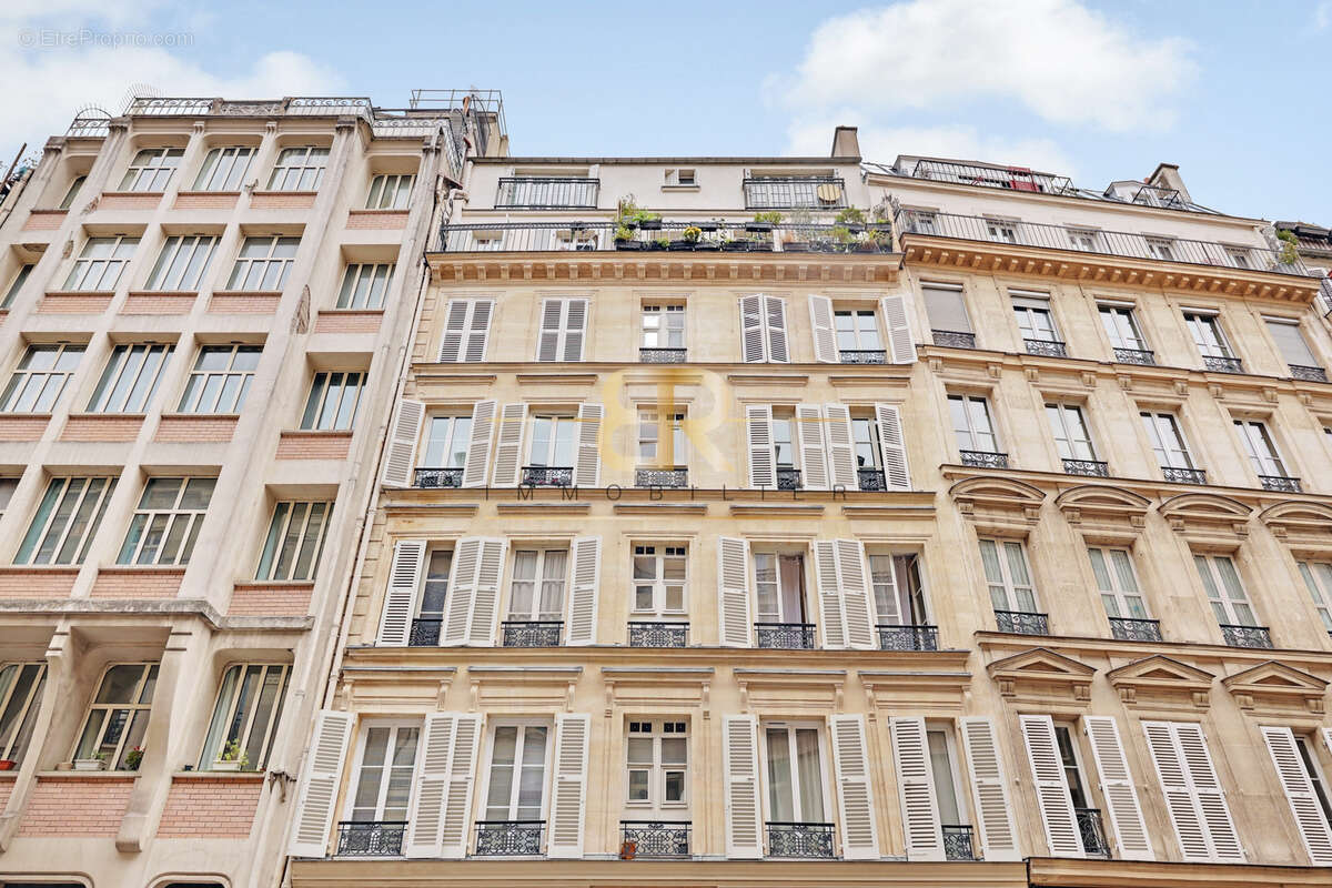 Appartement à PARIS-11E