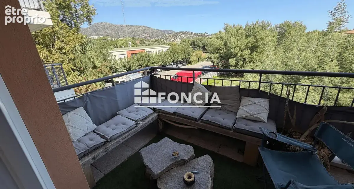 Appartement à BORMES-LES-MIMOSAS