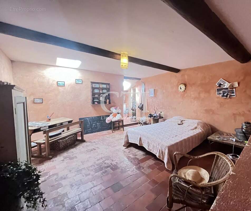 Maison à VAISON-LA-ROMAINE