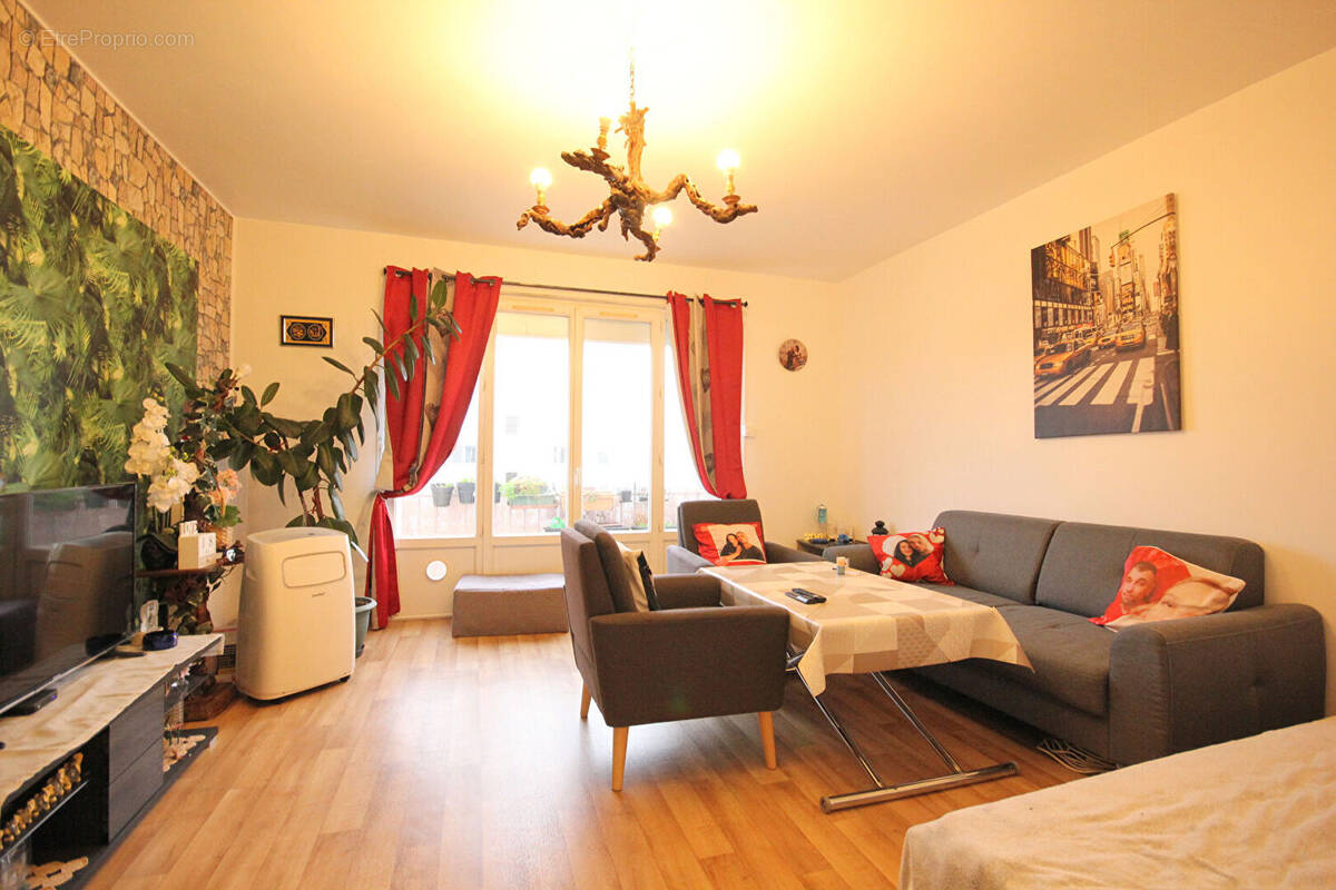 Appartement à MAUREPAS