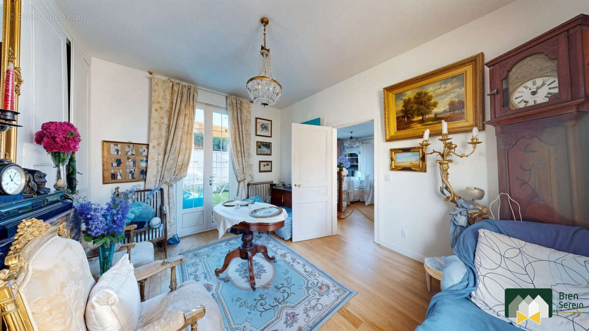 Maison à CHATEAUNEUF-EN-THYMERAIS