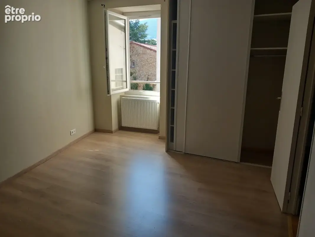 Millau   un bel appartement aux volumes généreux, lumineux et au calme - photo 6