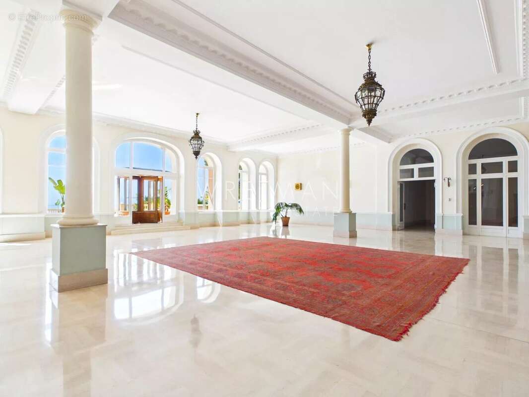 Appartement à ROQUEBRUNE-CAP-MARTIN