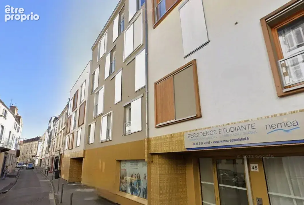 INVESTISSEMENT LOCATIF  CLERMONT-FERRAND - Résidence étudiante Nemea Appart'Etud Clermont Centre*** - 5,81%  de rentabilité. - photo 1