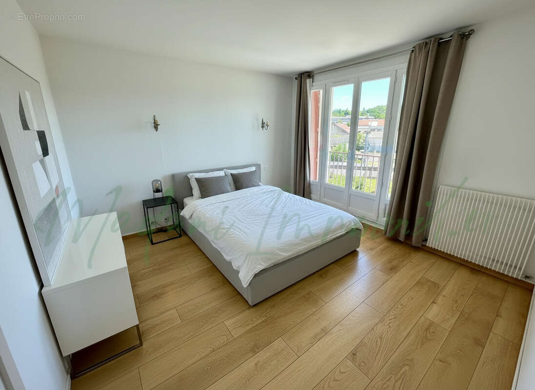 Appartement à BONNIERES-SUR-SEINE