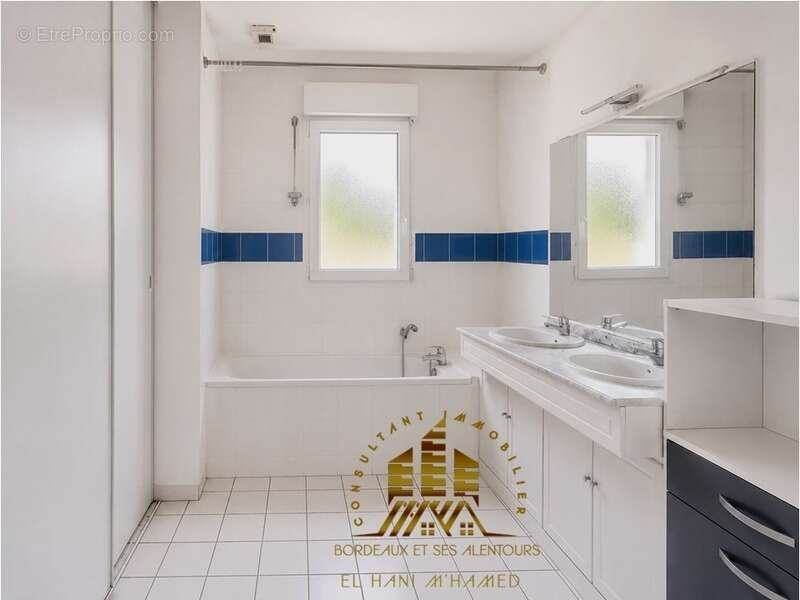 Maison à FARGUES-SAINT-HILAIRE