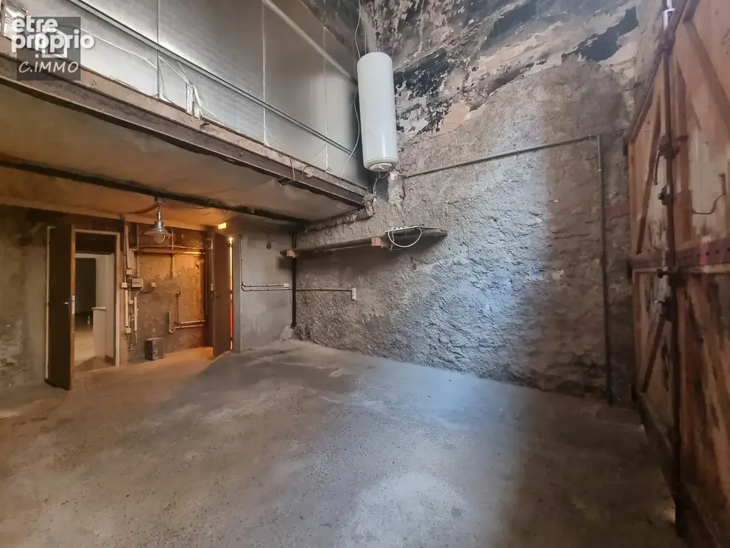 Très grande maison de village de type 4 avec garage de 30 m2 et balcon - photo 10