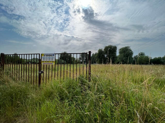 Terrain à ABBEVILLE