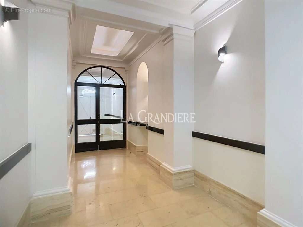 Paris 16 - Ranelagh - 4ème étage - 3 pièces - 2 chambres - 65 m2 - photo 19