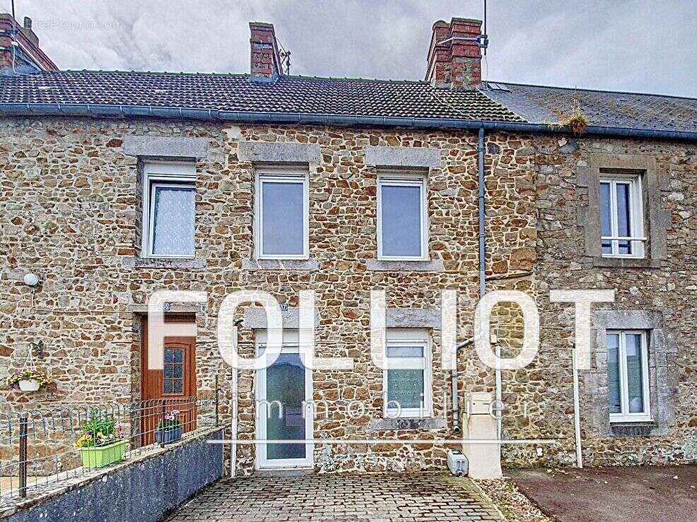 Maison de ville - Créances (50710) - A VENDRE - photo 2
