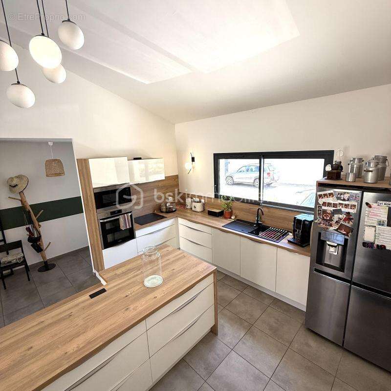 Maison 97 m² à Pia  - photo 4