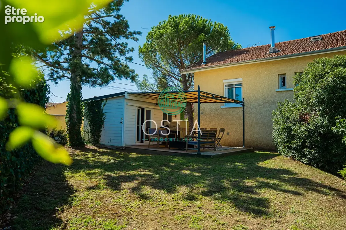 Villa Rive De Gier 7 pièce(s) 154 m2 - photo 14