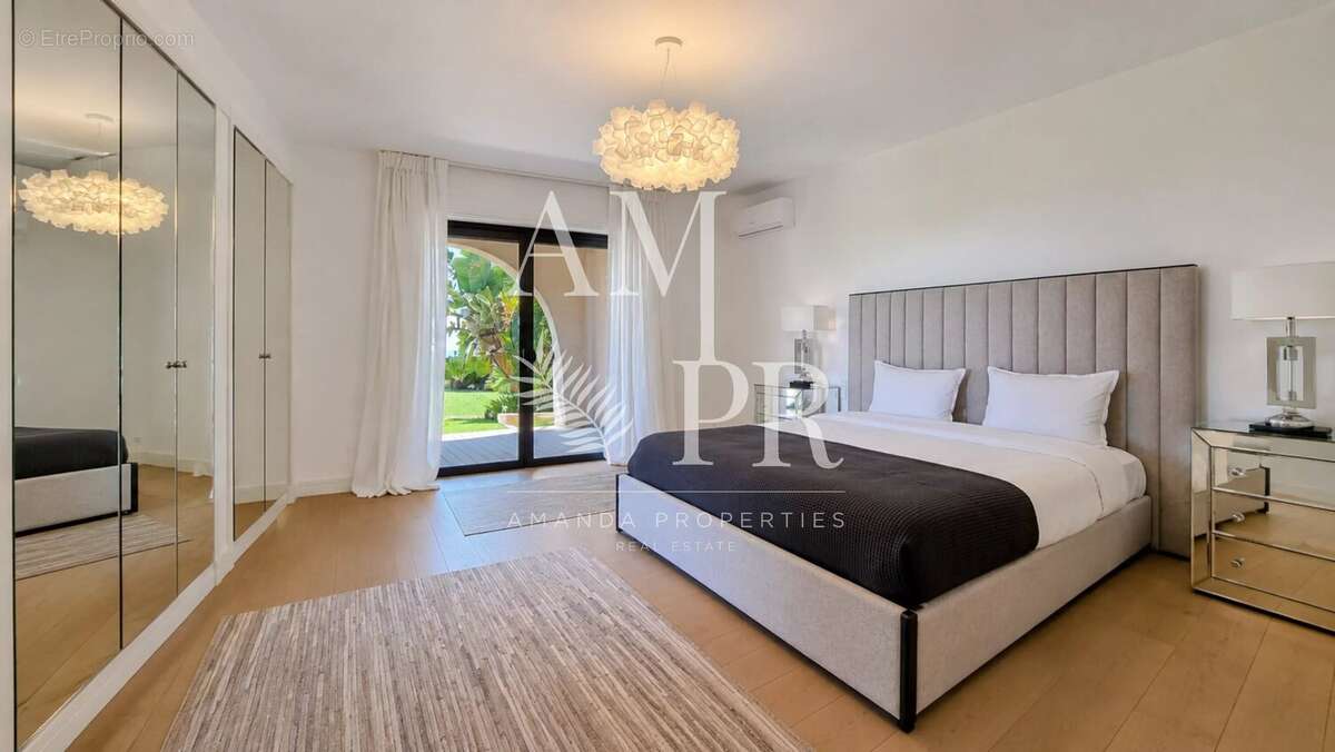 En Co-Exclusivité Amanda Properties – Villa  Vue Mer – 5 Chambres-  Piscine, Séjour et Suite maître  de Plain-Pied - photo 7