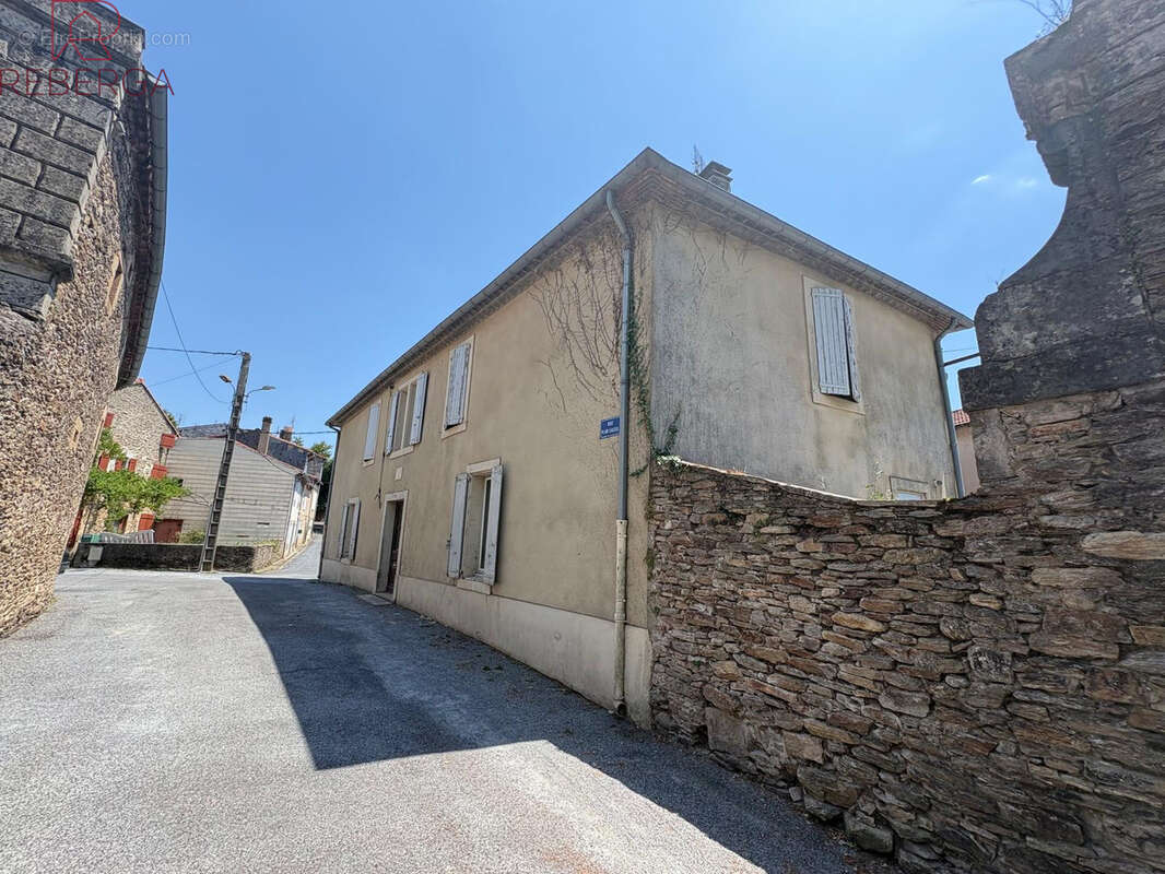 Maison à SAINT-AMANS-VALTORET