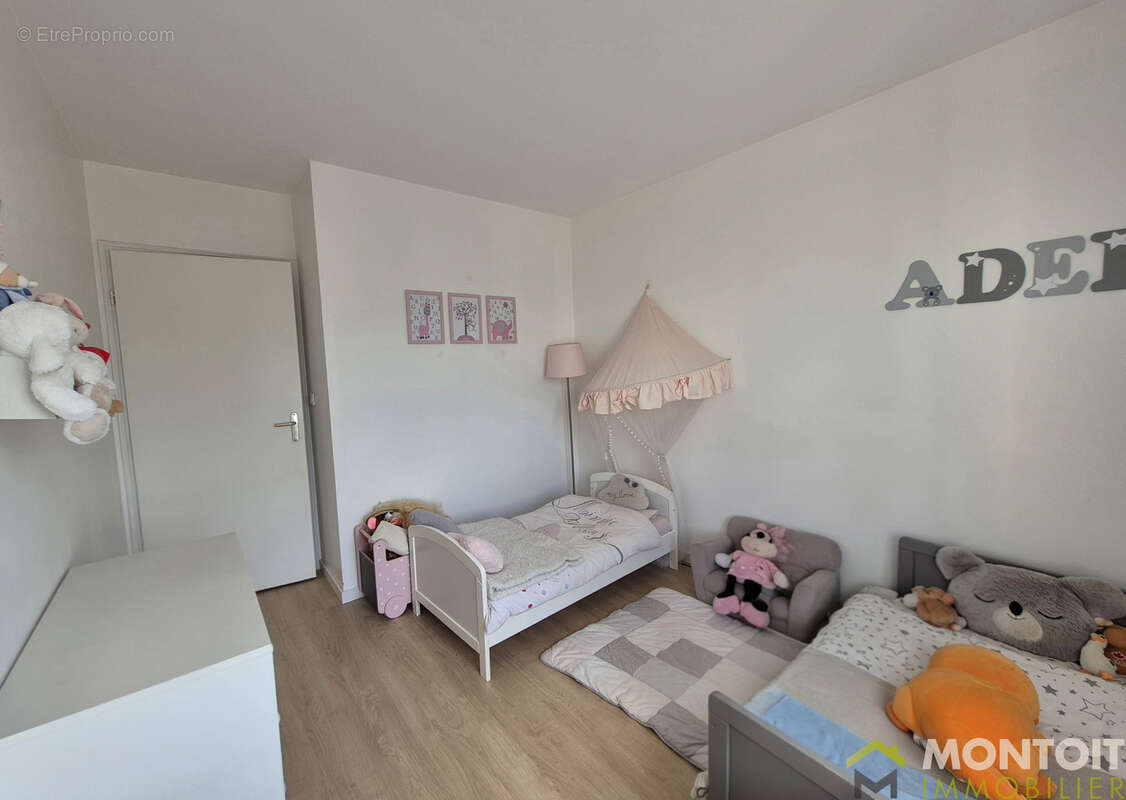 Appartement à THIAIS