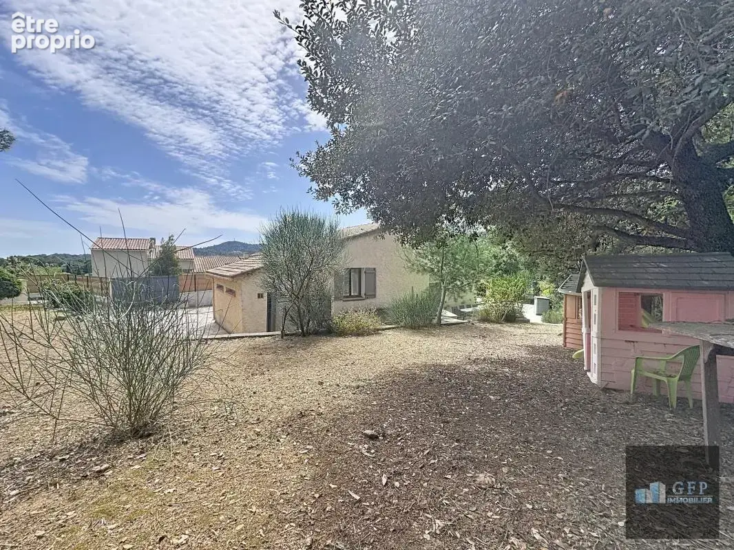 Villa à vendre avec piscine à Bormes-les-Mimosas – Maison 3 chambres avec studio indépendant sur terrain de 1 185 m² - photo 47