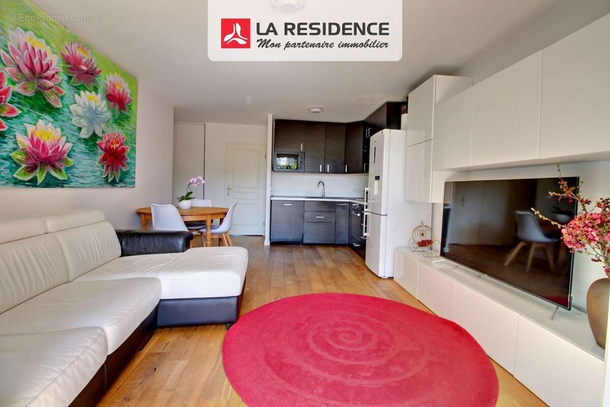 Appartement à SARTROUVILLE