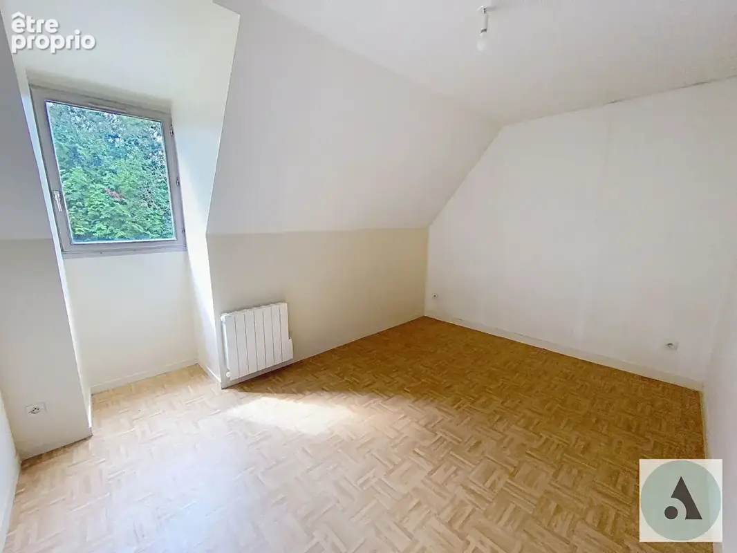 Maison Herouvillette 6 pièce(s) 118 m² - photo 10