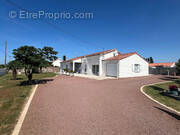 Maison à LONGEVILLE-SUR-MER